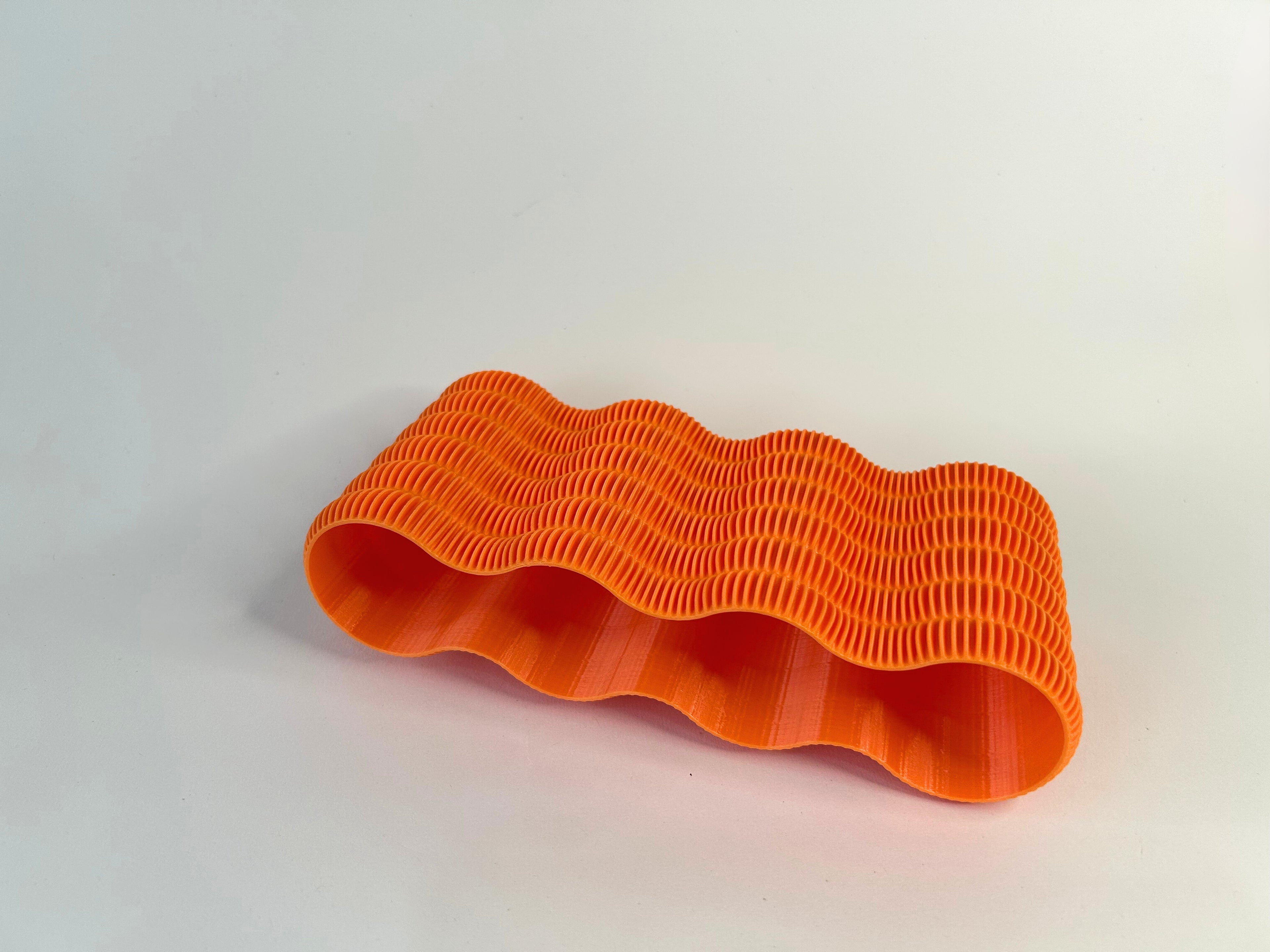 Vaso com umas ondas